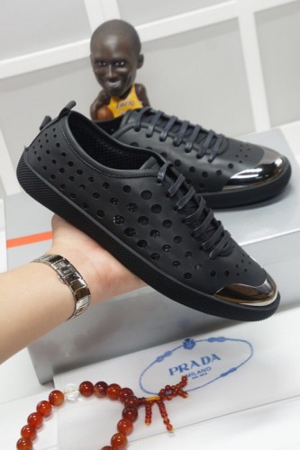 Prada men shoes 1:1 quality-138