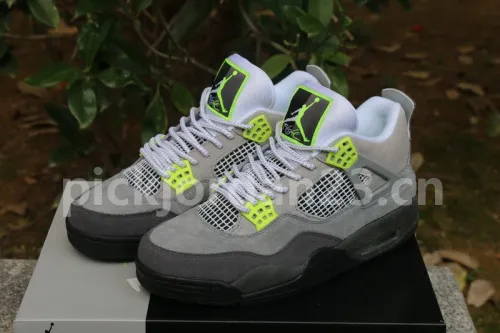 Authentic Air Jordan 4 SE “Neon”