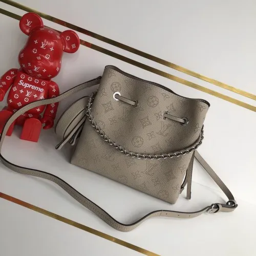LV Hangbags AAA Women-707
