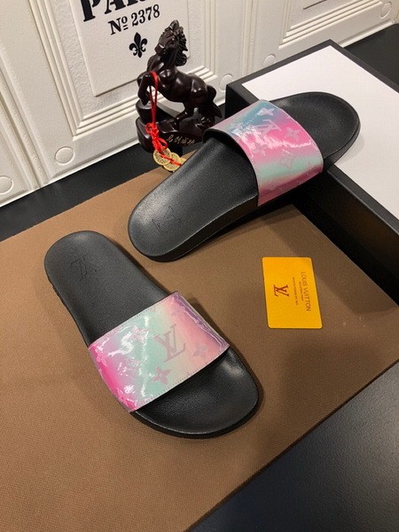 LV men slippers AAA-672