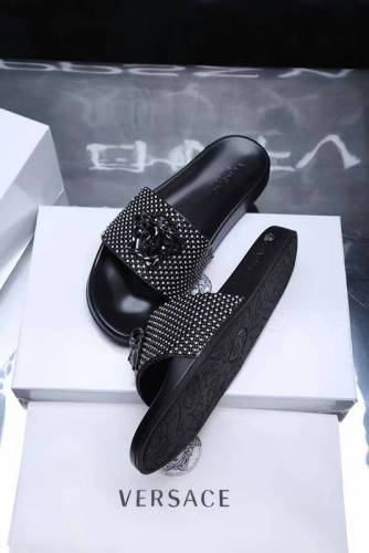 Versace men slippers AAA-056