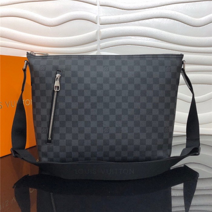 LV High End Quality Bag-656