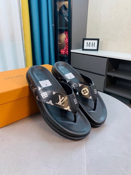 LV men slippers AAA-1060