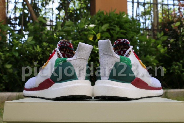 Authentic Pharrell Williams x AD Solar Hu Glide White