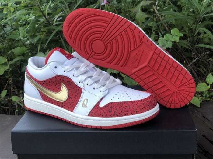 Authentic  Air Jordan 1 Low “Spades”