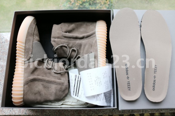 Authentic Yeezy Boost 750 “Light Brown”