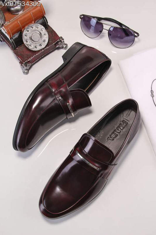 Prada men shoes 1:1 quality-185