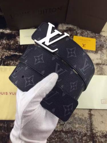 LV Belt 1：1 Quality-260