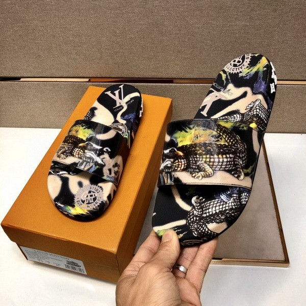 LV men slippers AAA-992