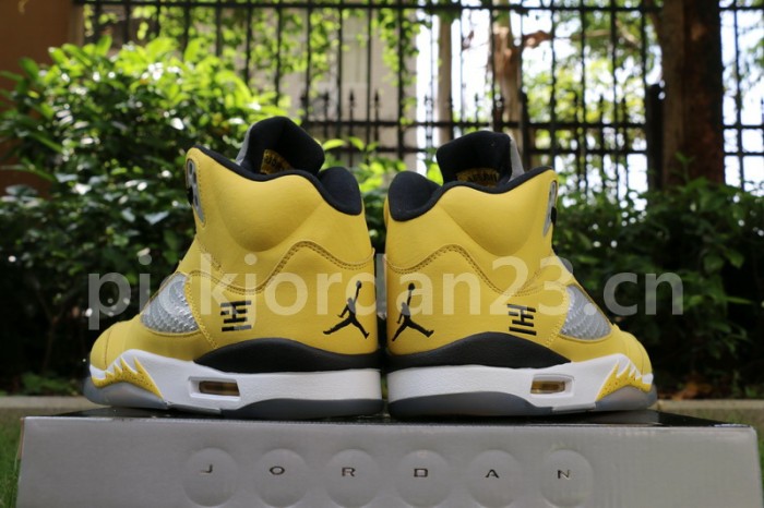 Authentic Air Jordan 5 Tokyo( restock)