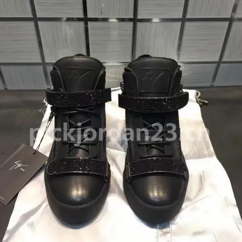 Super Max GZ Shoes131