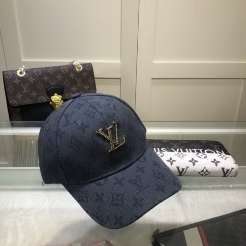 LV Hats AAA-689