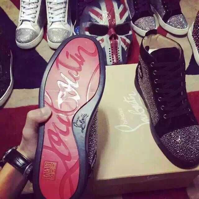 Super Max Perfect Christian Louboutin（with receipt)-011