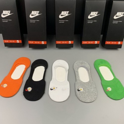 Nike Socks-045