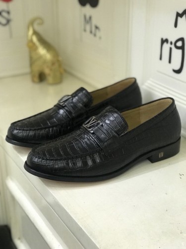 LV Men shoes 1：1 quality-3461