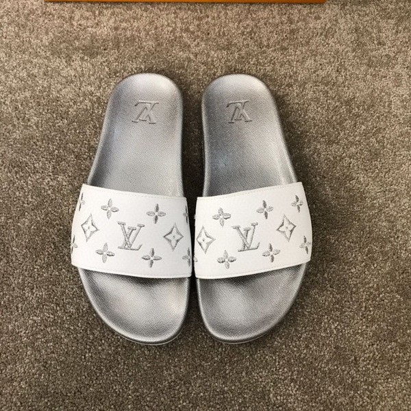 LV men slippers AAA-446