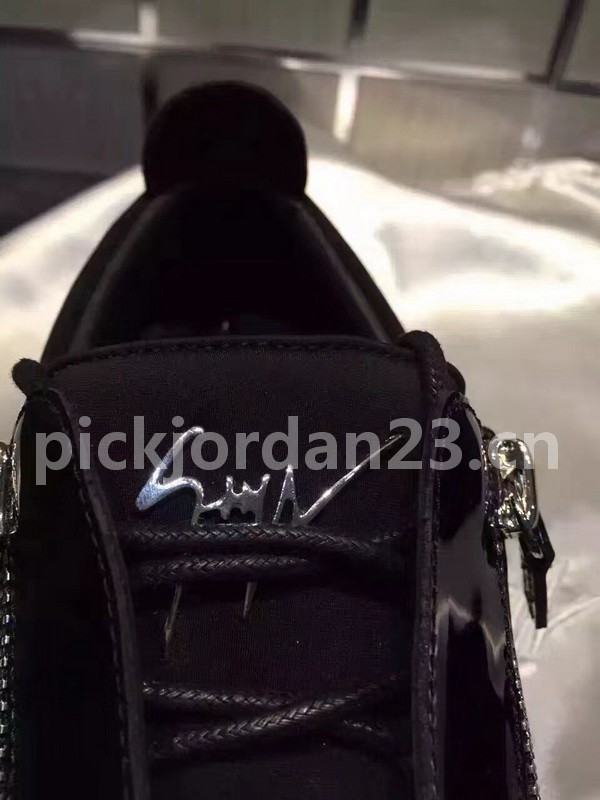 Super Max GZ Shoes150