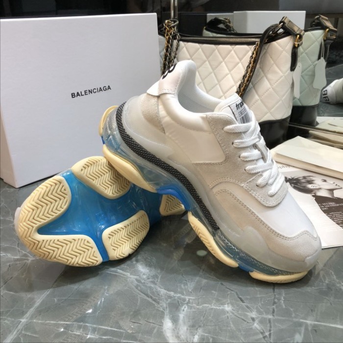 B 17FW Tripe-S High End Sneaker-041