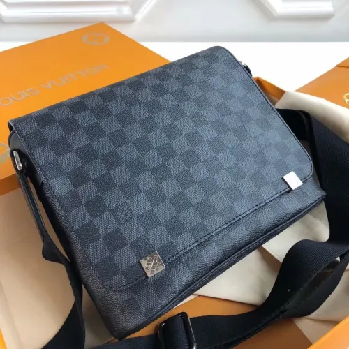 LV Men Hangbags AAA-011