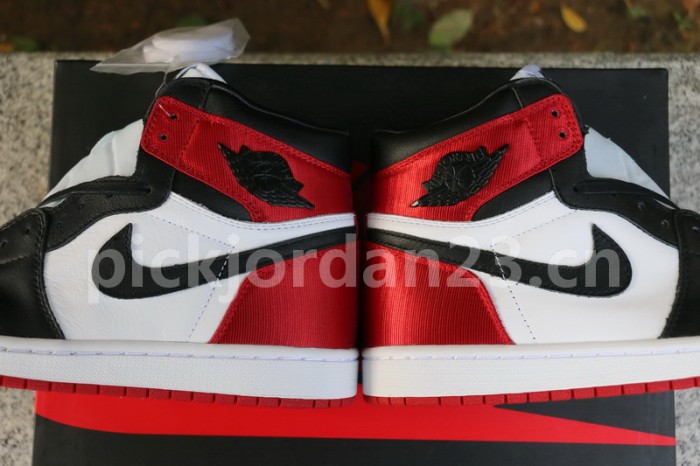 Authentic Air Jordan 1 Satin “Black Toe” GS
