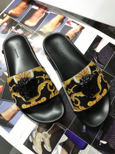 Versace men slippers AAA-181(38-45)