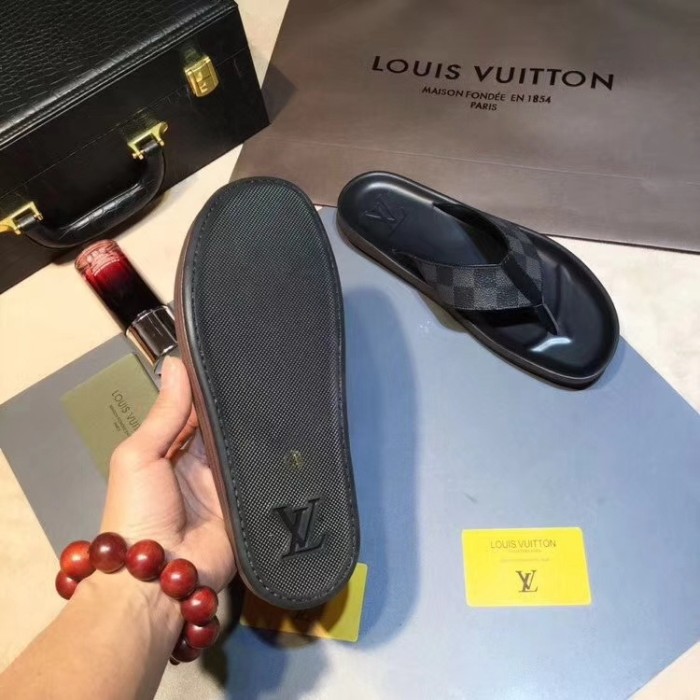 LV men slippers AAA-236(38-45)