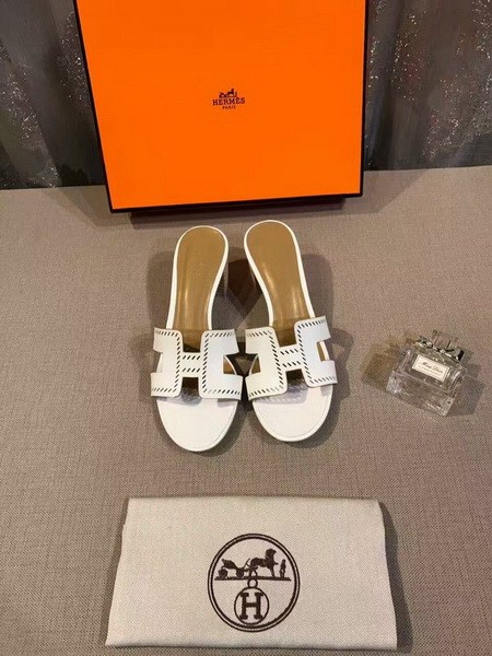 Hermes women slippers AAA-045(35-40)