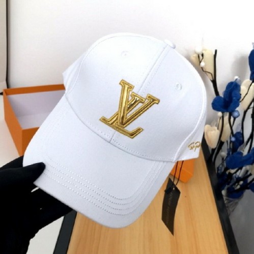 LV Hats AAA-472