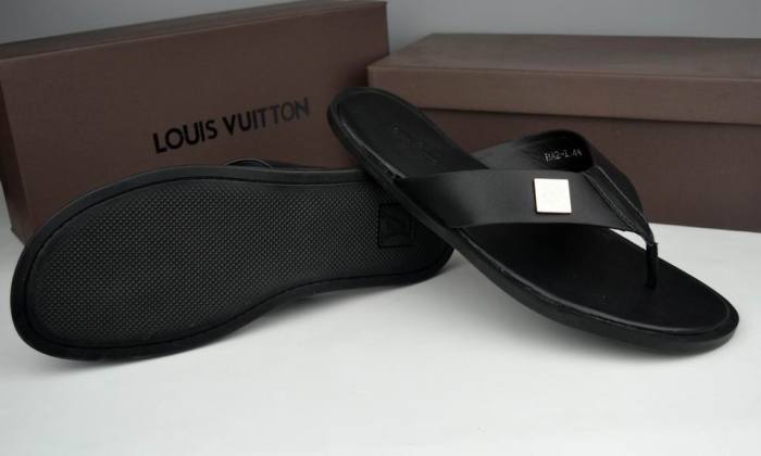 LV men slippers AAA-080(39-46)