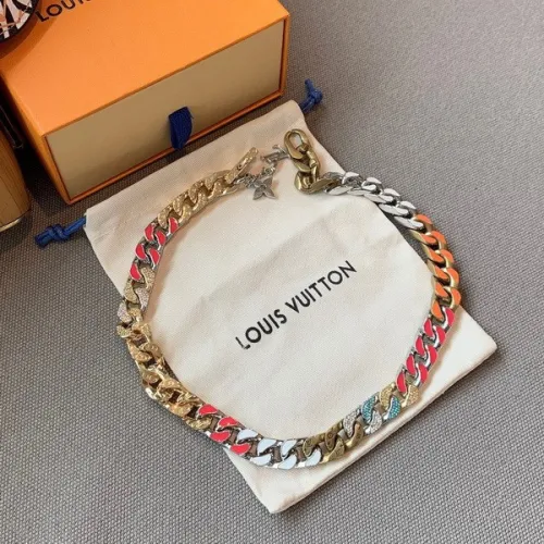 LV Necklace-046