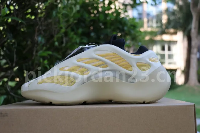 Authentic Yeezy 700 V3 “Srphym”