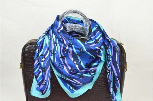 LV Silk Scarf AAA-258