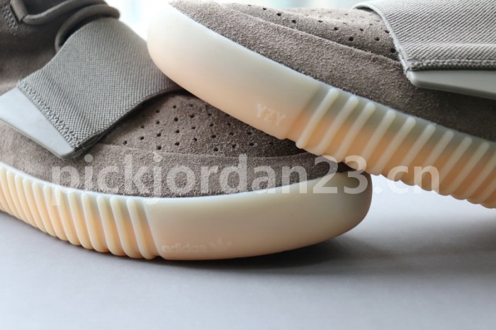 Authentic Yeezy Boost 750 “Light Brown”