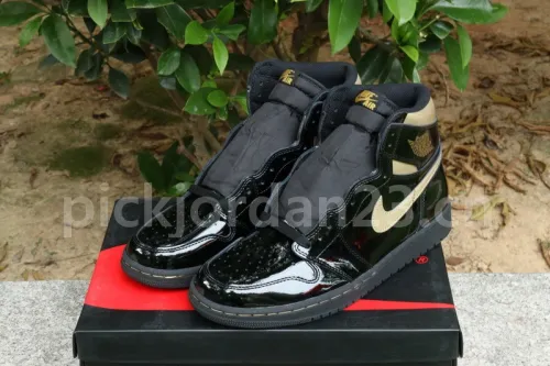Authentic Air Jordan 1 High “Black Metallic Gold”