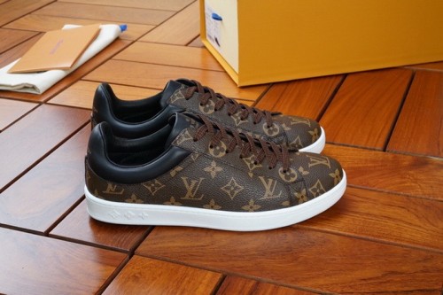 Super Max Custom LV Shoes-870