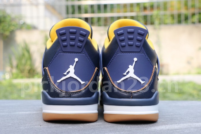 Authentic Air Jordan 4 “Dunk From Above”