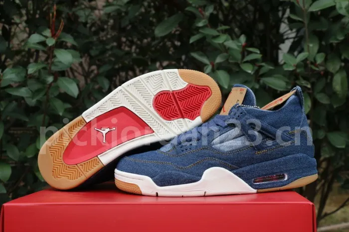 Authentic Levi’s x Air Jordan 4