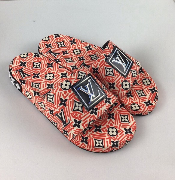 LV men slippers AAA-870