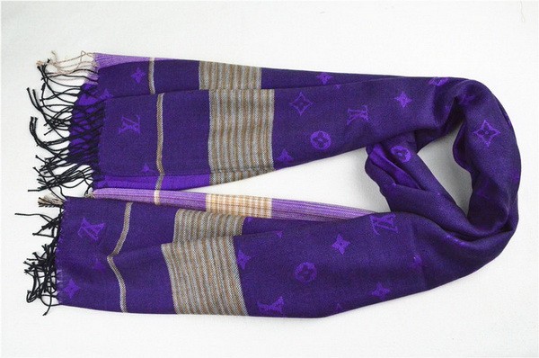 LV Silk Scarf AAA-171