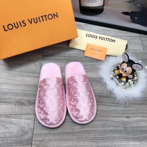 LV Sandals 1-1 Quality-233