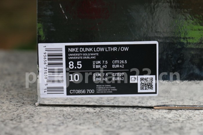 Authentic OFF-WHITE x Nike Dunk Low “University Gold”