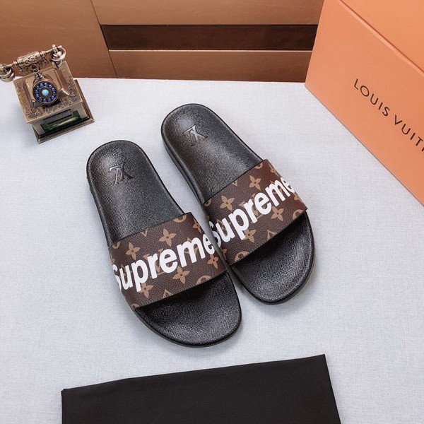 LV women slippers AAA-025