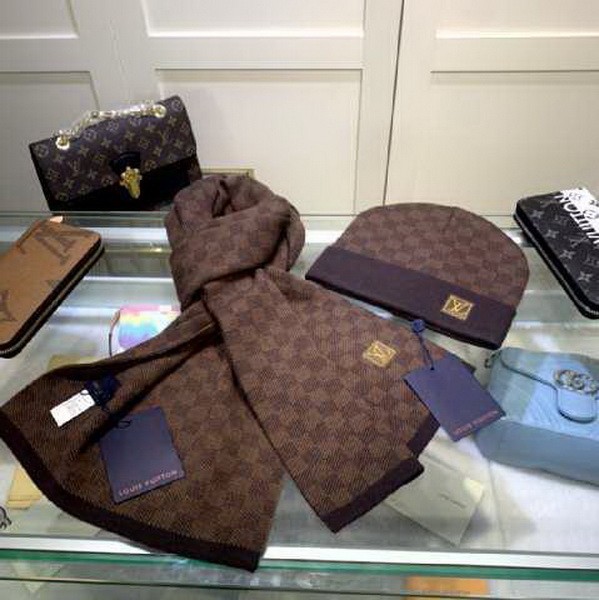 LV Wool Cap Scarf AAA-081