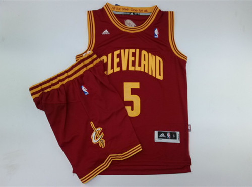 NBA Cleveland Cavaliers Suit-001