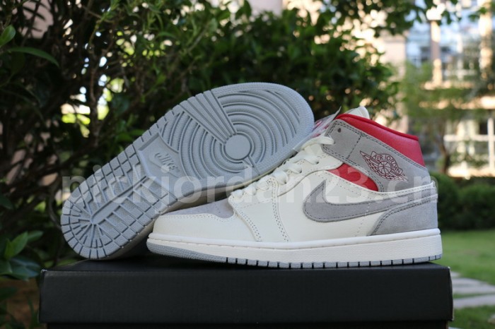 Authentic SNS x Air Jordan 1 Mid