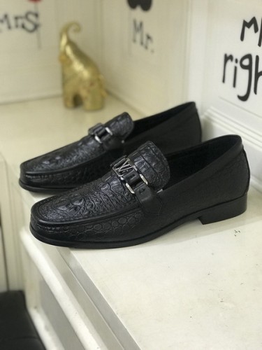 LV Men shoes 1：1 quality-3460