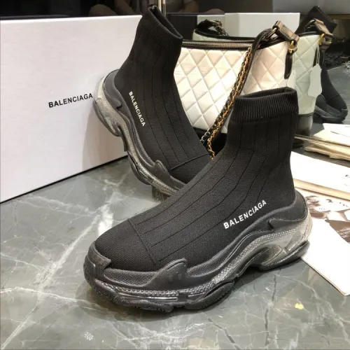 B 17FW Tripe-S High End Sneaker-037