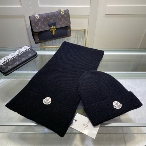 Moncler Wool Cap Scarf AAA-246