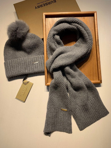 Burberry Wool Cap Scarf AAA-021