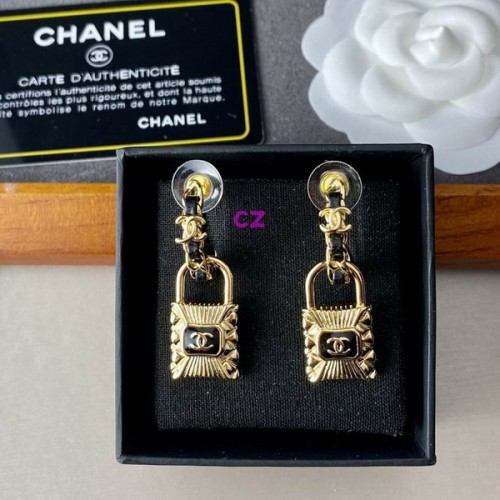 CHAL Earring-676